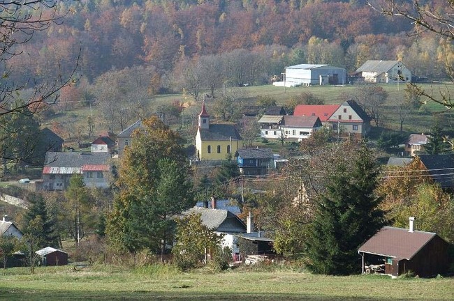 Podzim v obci Janoušov[1].jpg